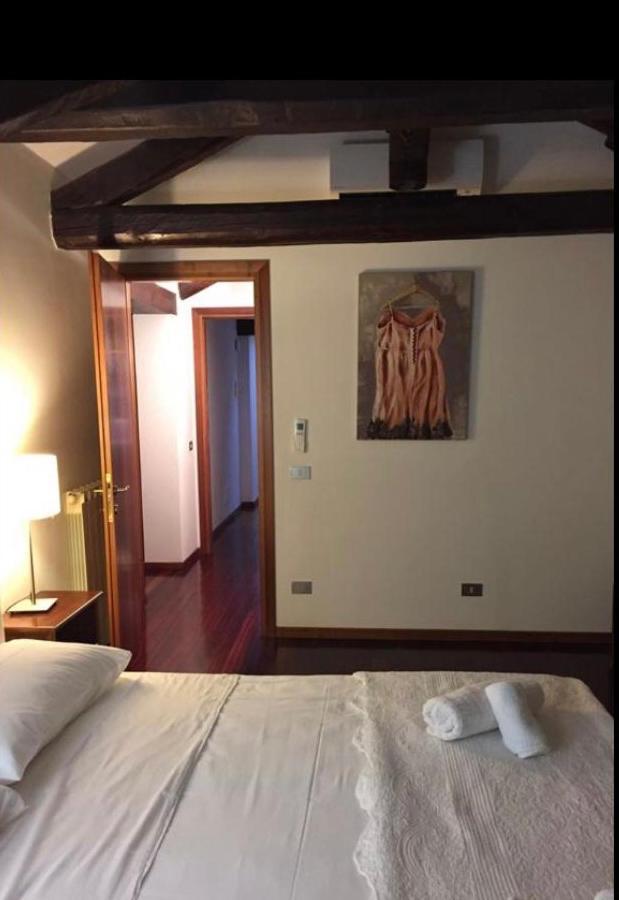 Stylish Penthouse Apartment In Venice Lido, 10 Minutes From Saint Marks Square Lido de Venecia Exterior foto